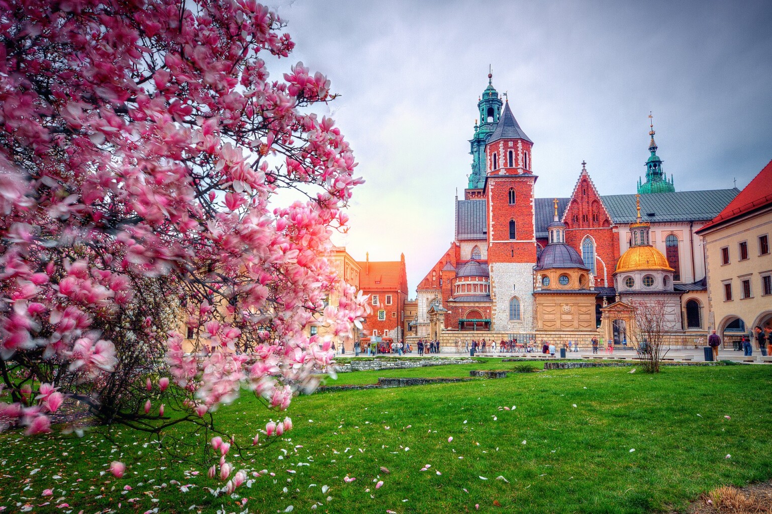 Der Wawelhügel im Frühling.