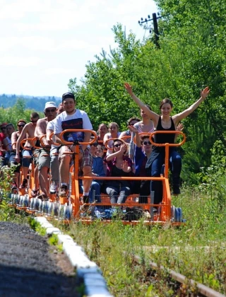 Erkunde das Bieszczady-Gebirge mit dem Railbike